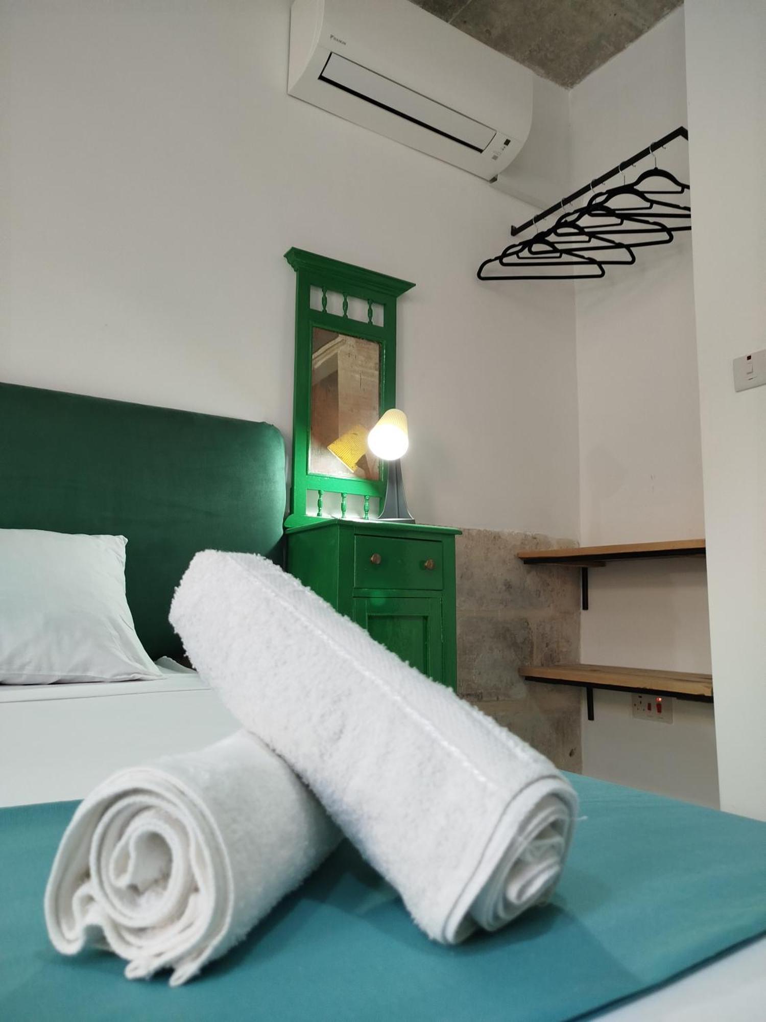 Limestone Sun Suites Sliema Chambre photo